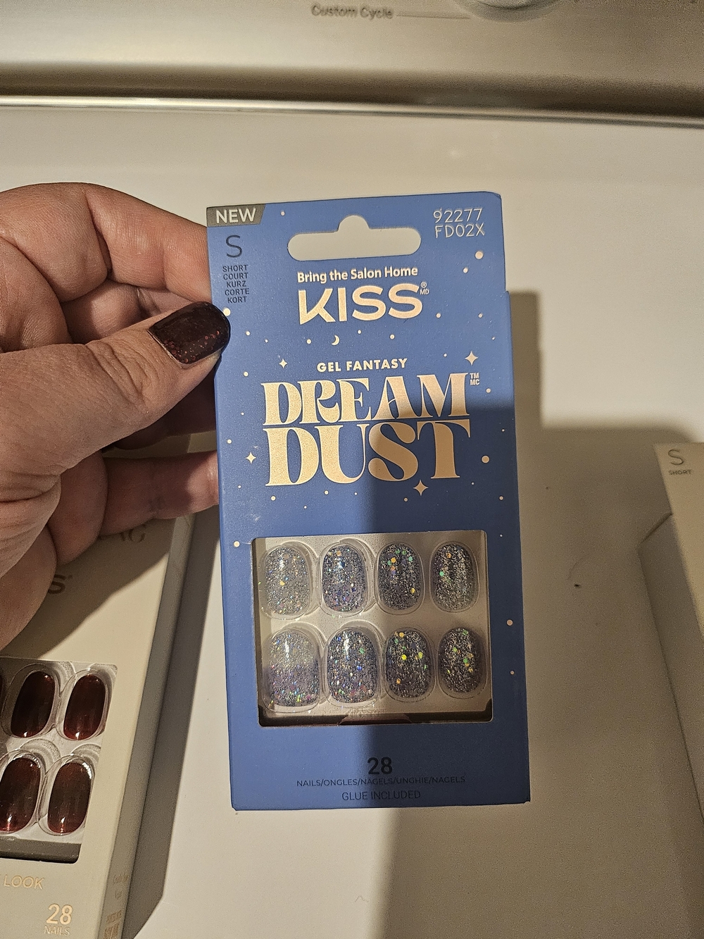 Kiss Dream Dust Press-On Nails — Holographic Silver Glitter